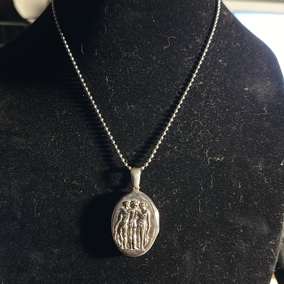 Shannon Len Necklace - Picture 4 of 10